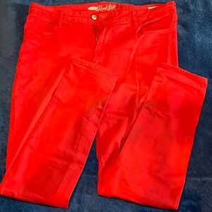 NWOT Old Navy Rockstar Mid-Rise Red Jeans